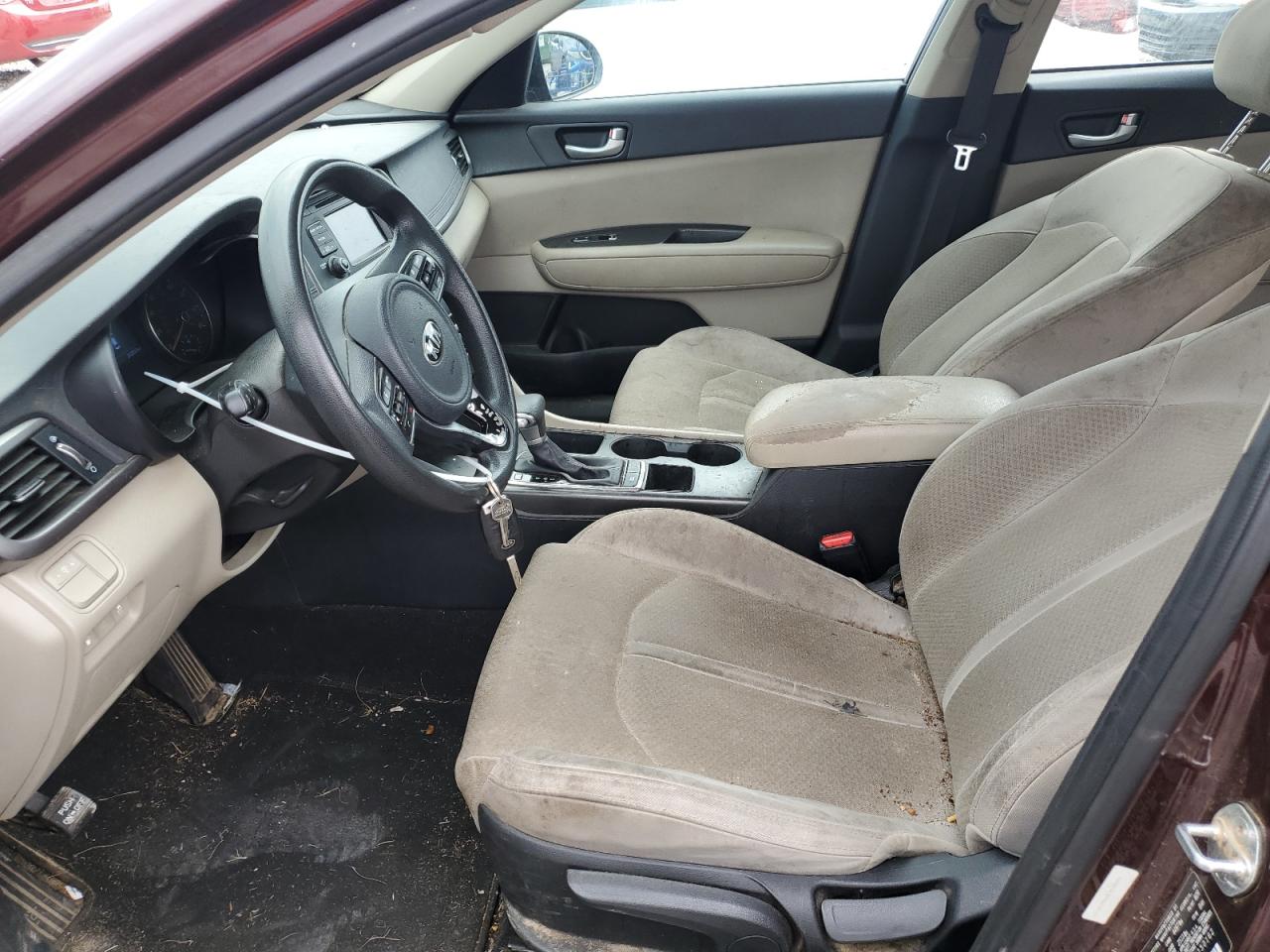 2017 Kia Optima Lx VIN: 5XXGT4L3XHG150162 Lot: 56989434