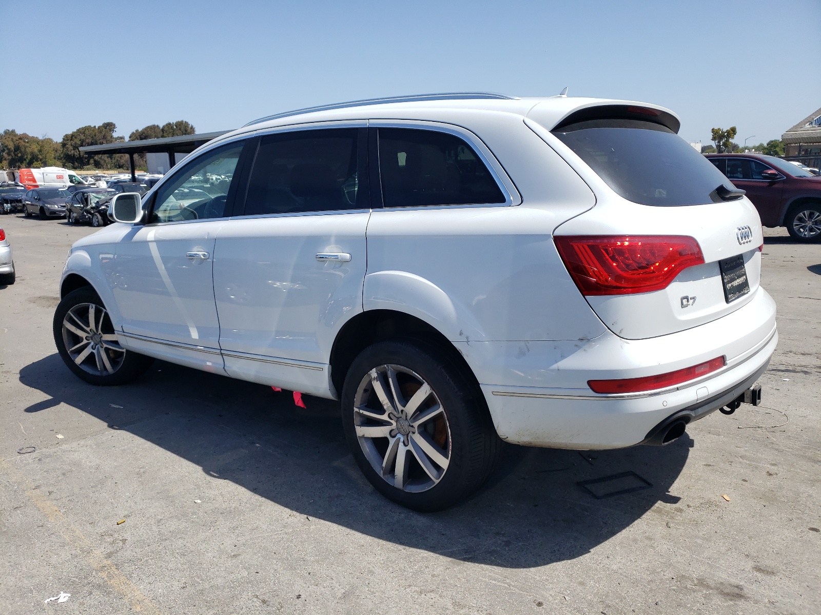 2013 Audi Q7 Premium Plus vin: WA1LGAFE2DD010622