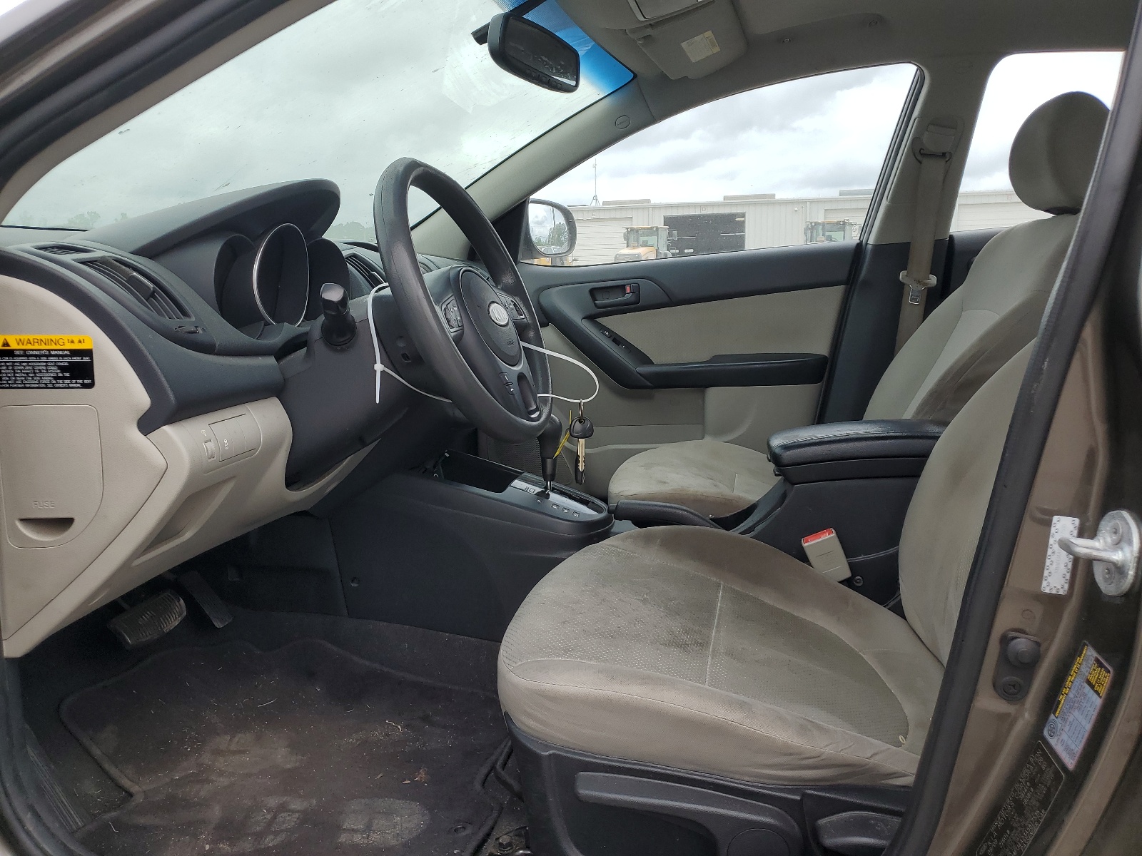 KNAFU4A23A5817535 2010 Kia Forte Ex