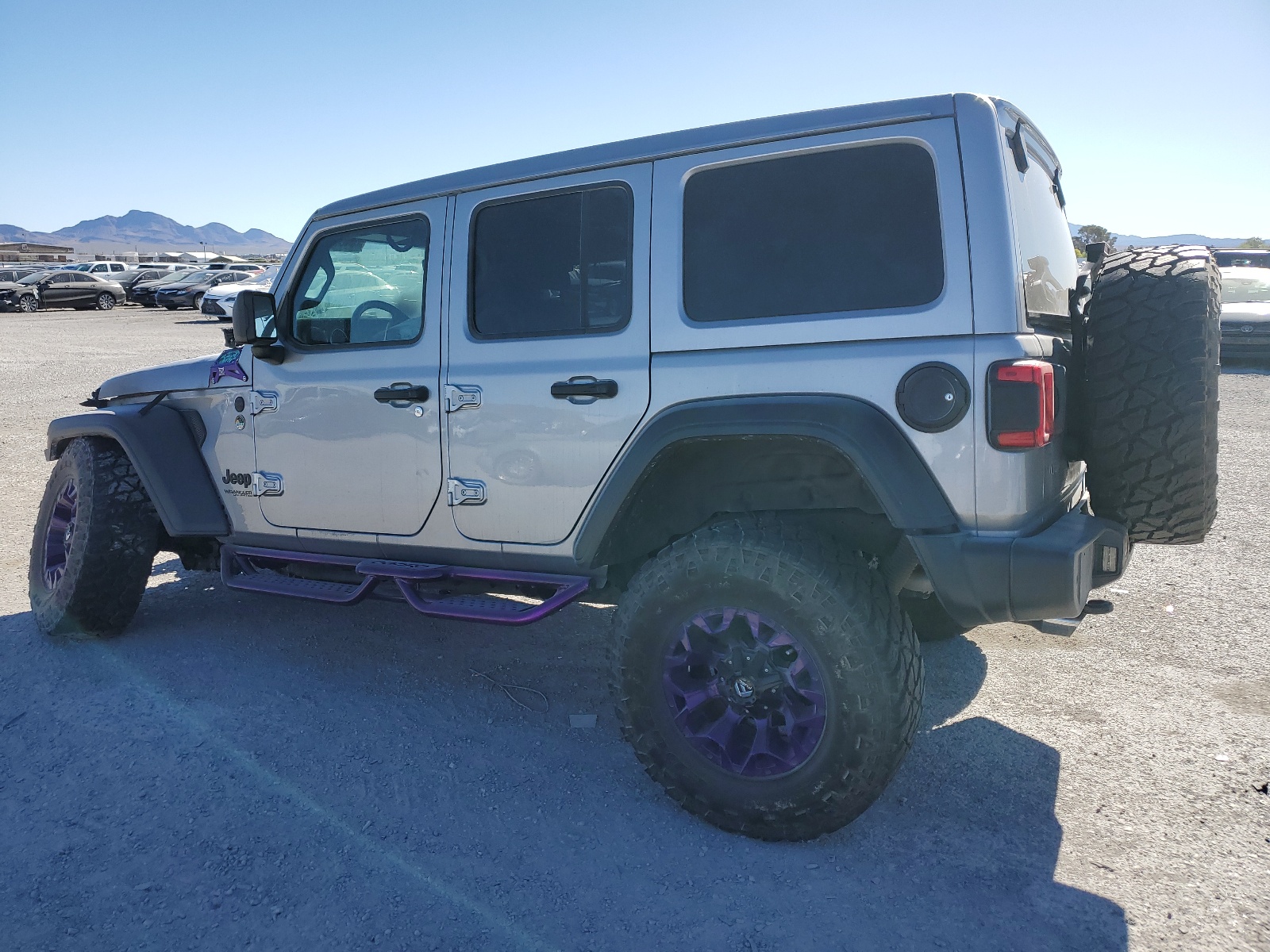 2020 Jeep Wrangler Unlimited Sport vin: 1C4HJXDG0LW268466