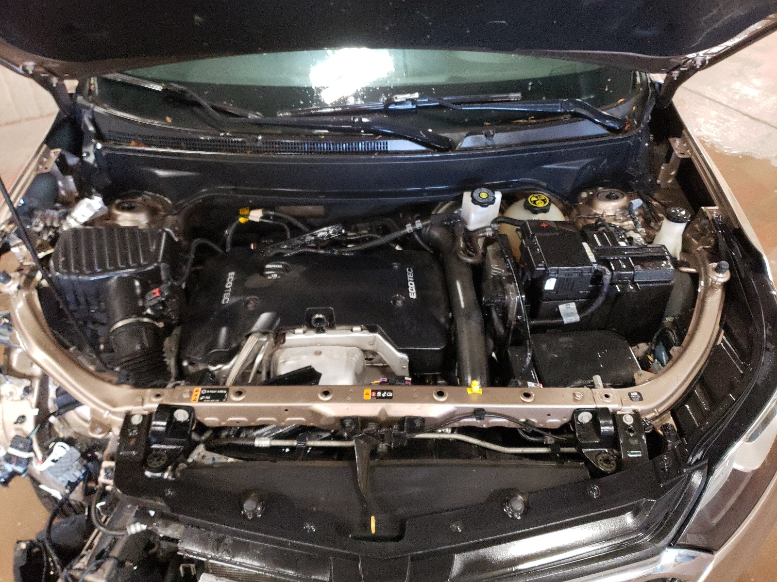 2GNAXTEX7J6252173 2018 Chevrolet Equinox Lt