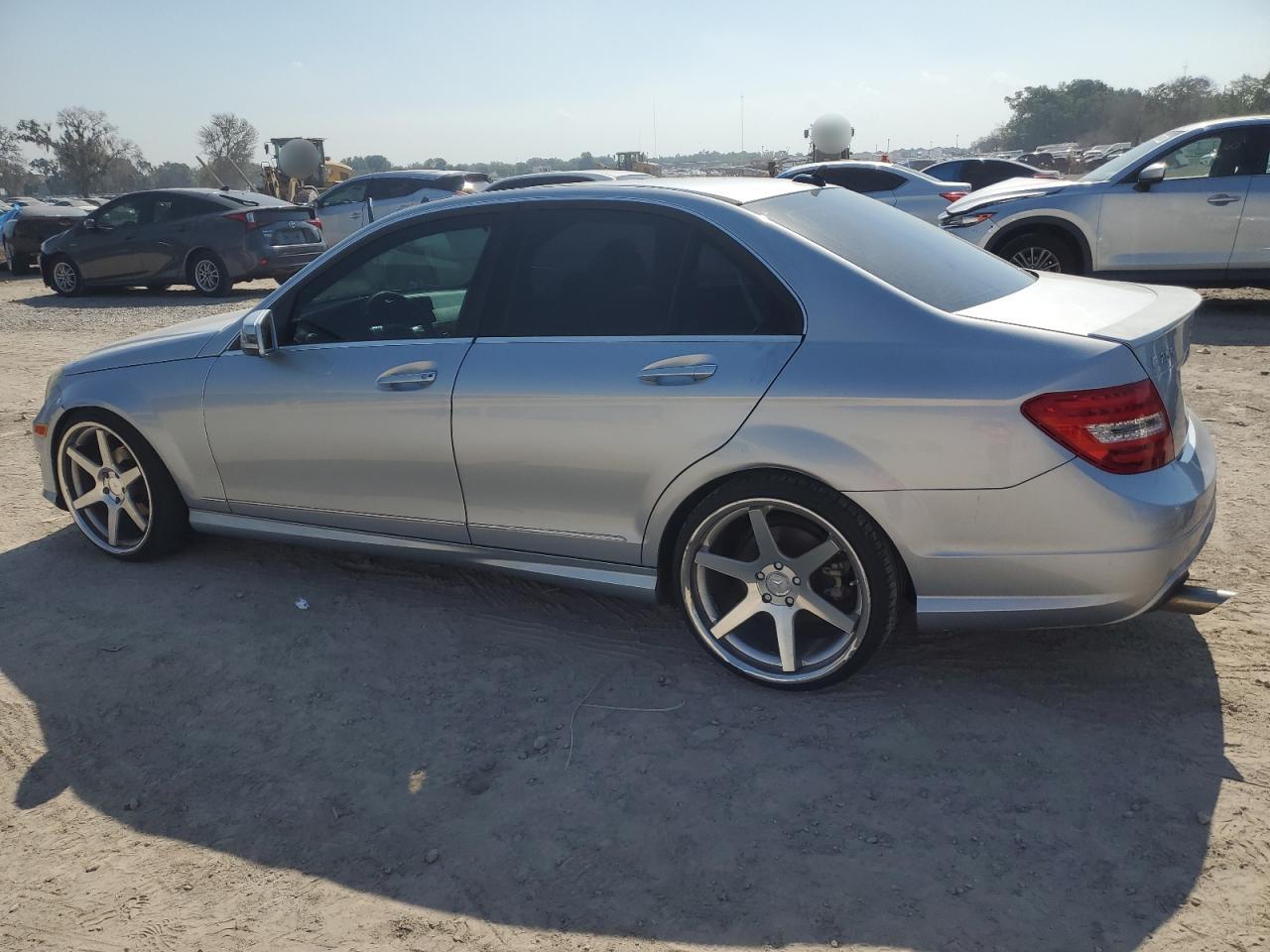 2013 Mercedes-Benz C 250 VIN: WDDGF4HB1DA778615 Lot: 56666534