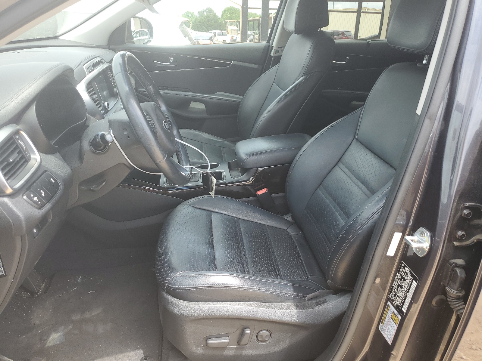 5XYPHDA52HG228323 2017 Kia Sorento Ex