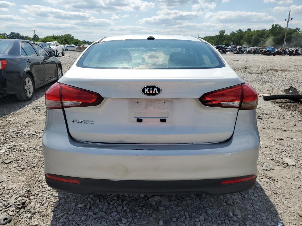 2017 Kia Forte Lx VIN: 3KPFK4A74HE113573 Lot: 55008444