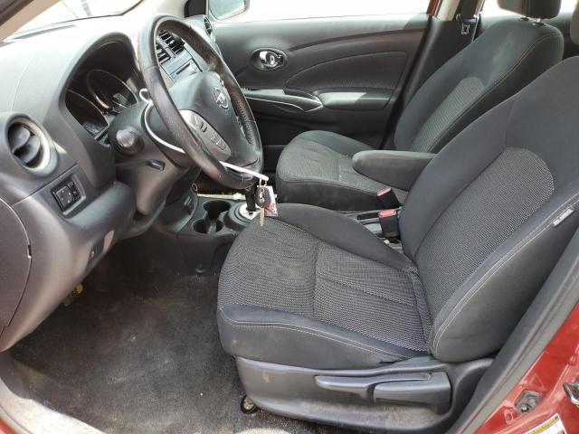  NISSAN VERSA 2017 Красный