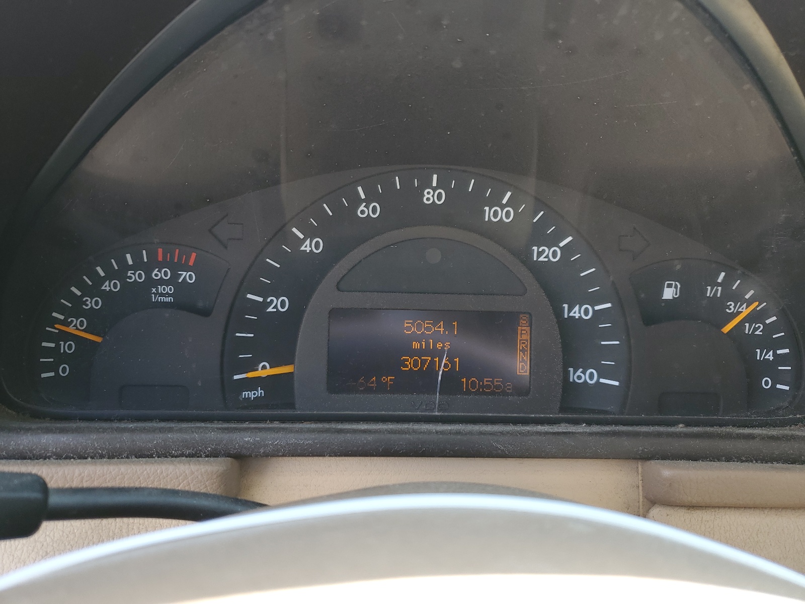 WDBRF61JX2E004738 2002 Mercedes-Benz C 240