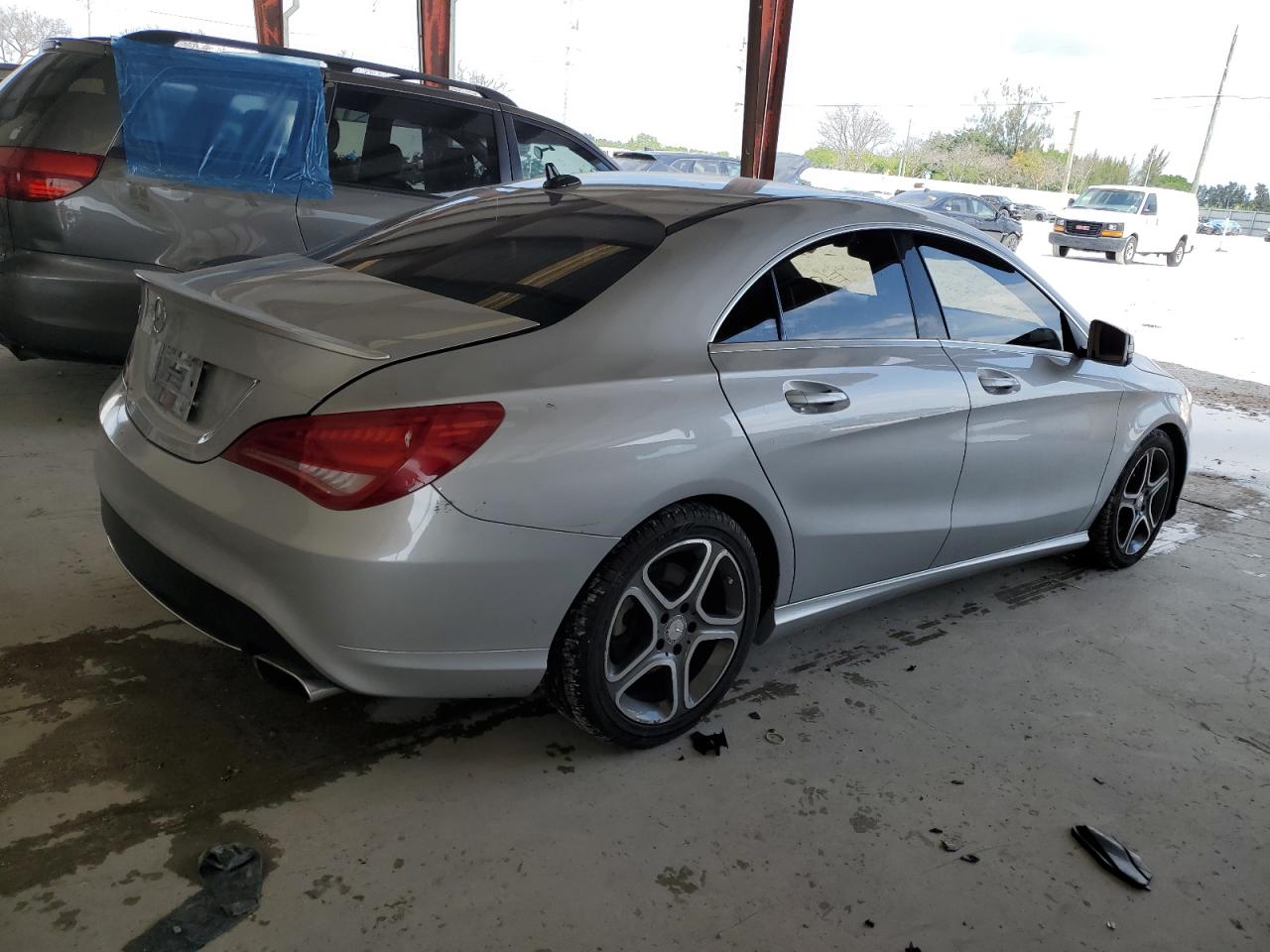 2014 Mercedes-Benz Cla 250 vin: WDDSJ4EB9EN068935