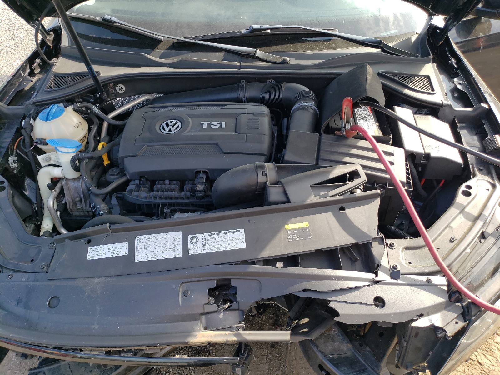 1VWDT7A32HC047869 2017 Volkswagen Passat R-Line