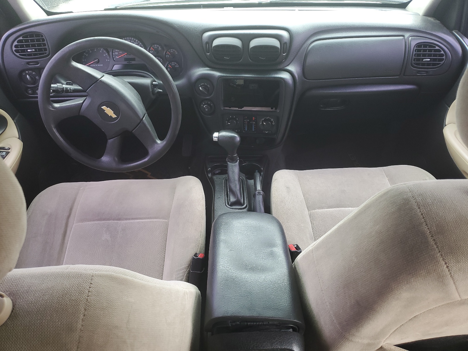 1GNDT13SX52238307 2005 Chevrolet Trailblazer Ls