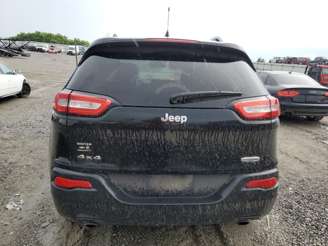 2014 Jeep Cherokee Latitude VIN: 1C4PJMCS8EW220815 Lot: 54985494