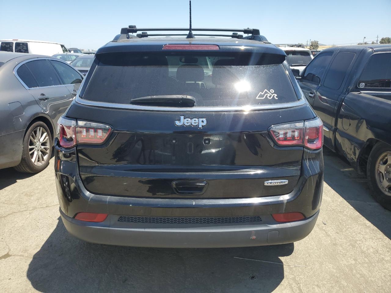 2019 Jeep Compass Latitude VIN: 3C4NJCBBXKT855295 Lot: 54401384