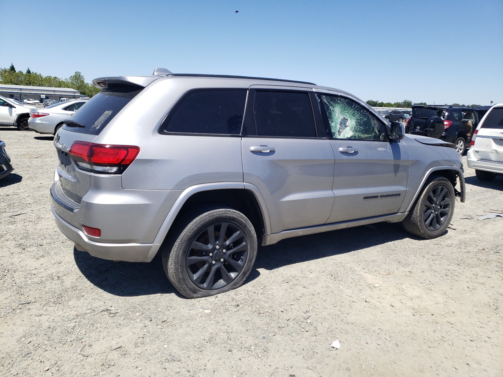 2018 Jeep Grand Cherokee Laredo vin: 1C4RJEAG8JC428993