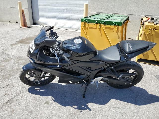  YAMAHA YZF600 2022 Черный