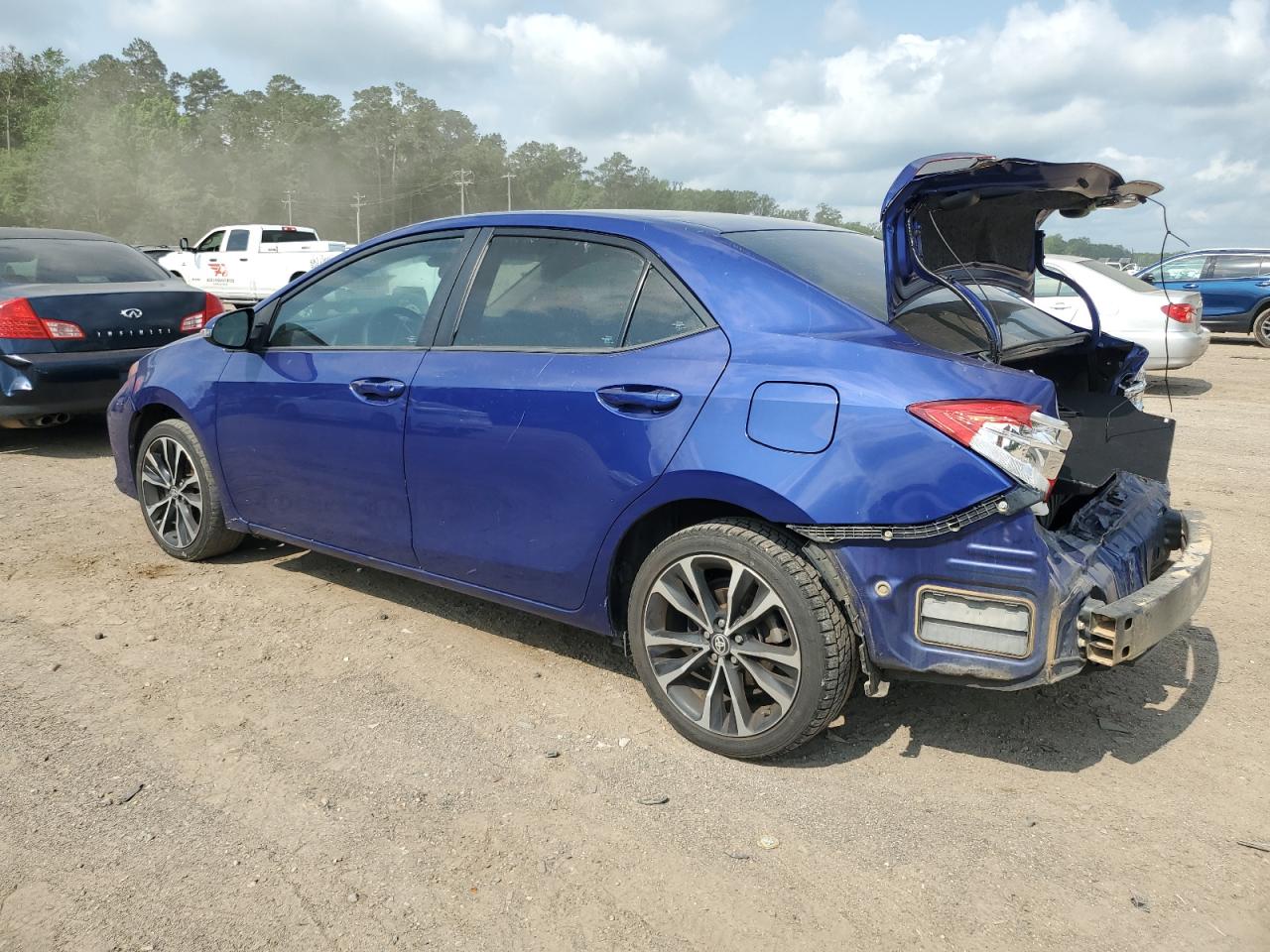 2018 Toyota Corolla L VIN: 5YFBURHEXJP804136 Lot: 53808364