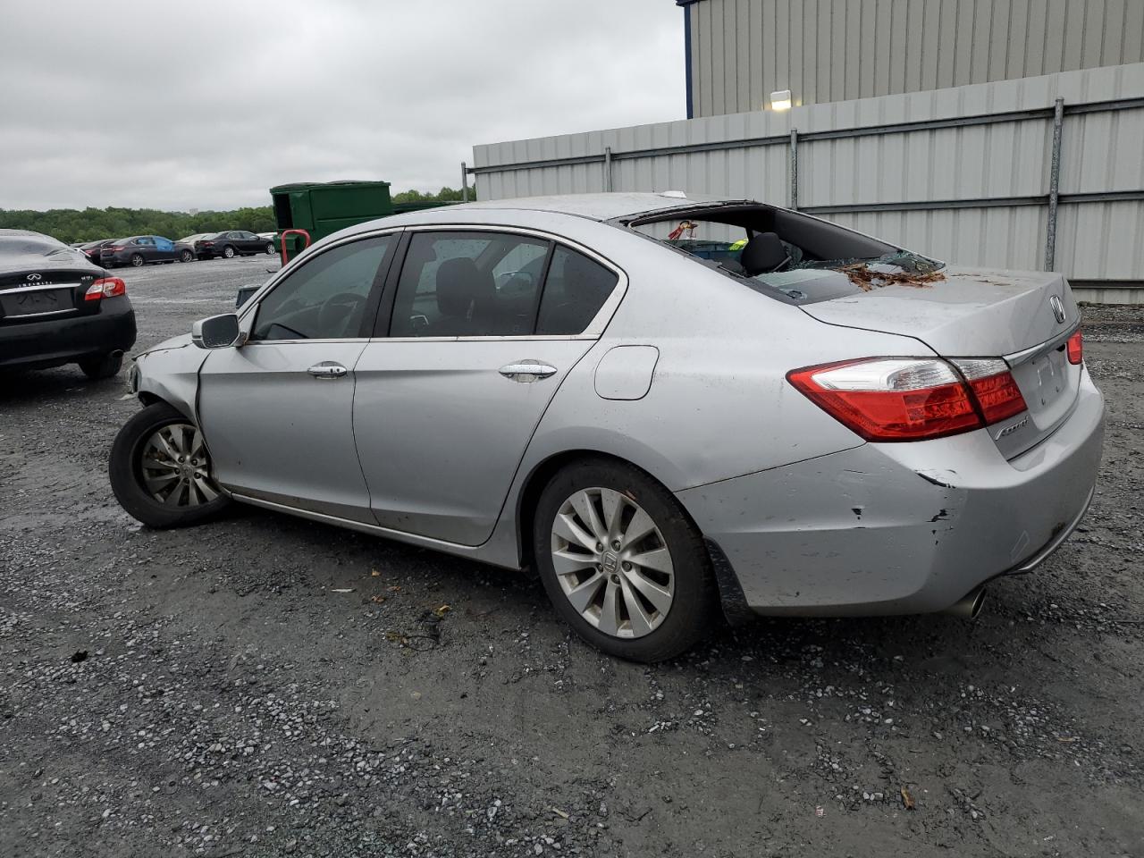 1HGCR3F83FA025433 2015 HONDA ACCORD - Image 2