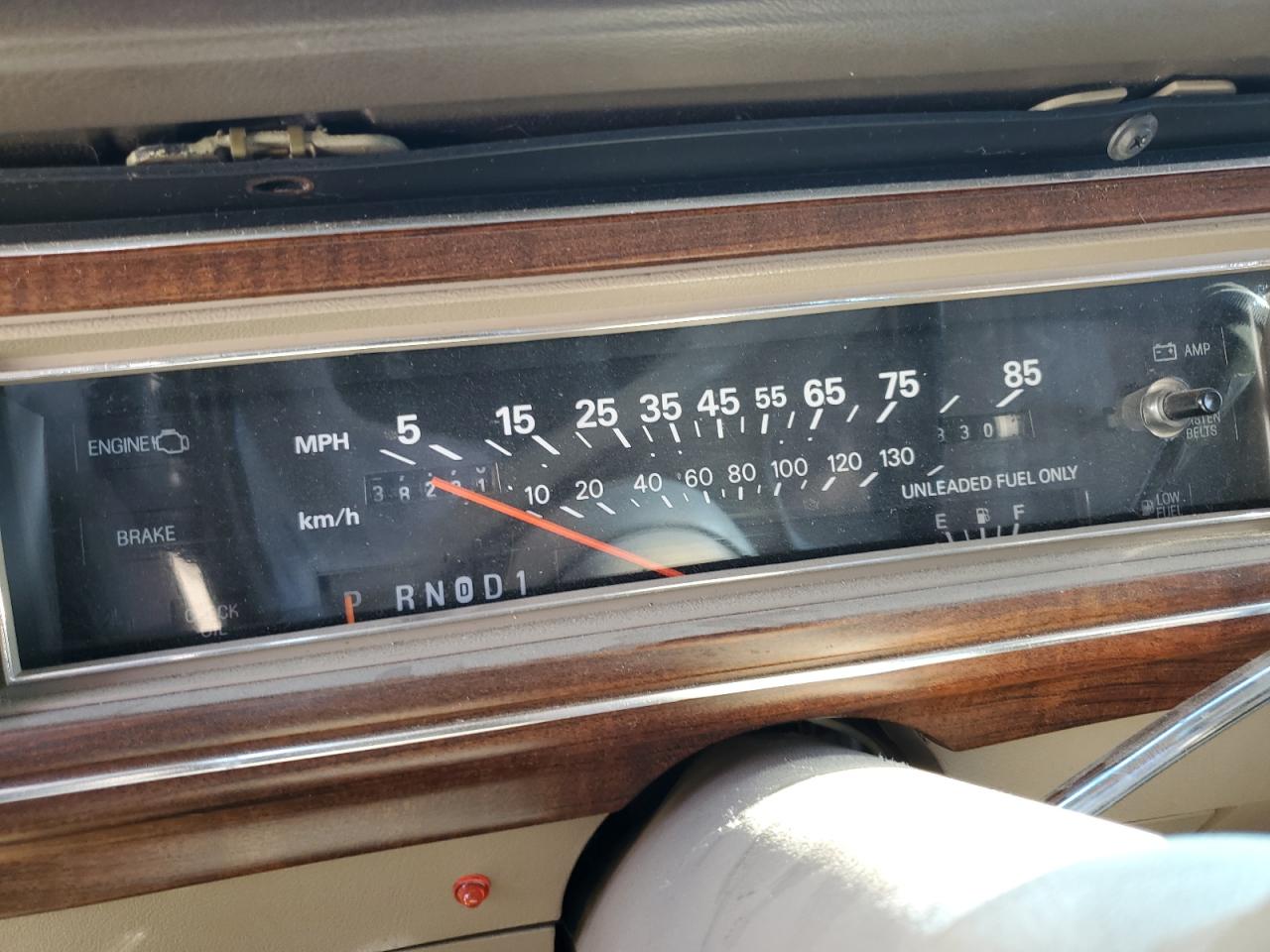 1988 Ford Crown Victoria S VIN: 2FABP72F7JX188412 Lot: 52728194