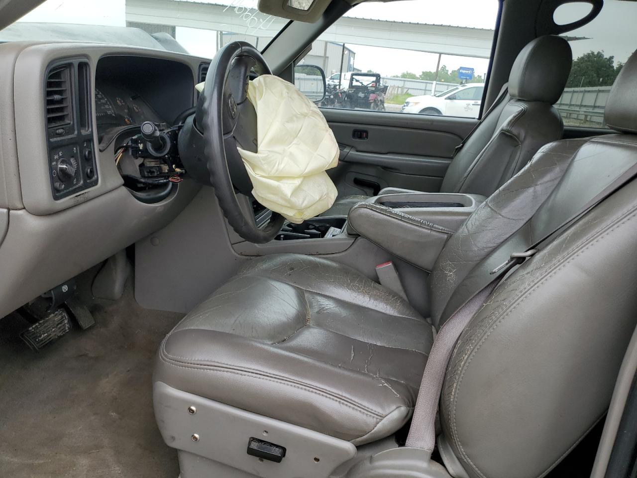 2006 Chevrolet Silverado - Image 7