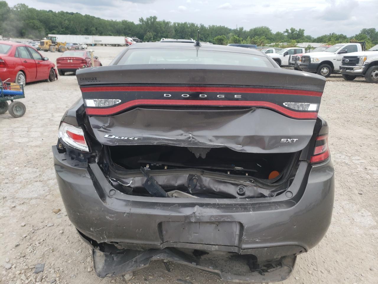 1C3CDFBB8GD577188 2016 Dodge Dart Sxt