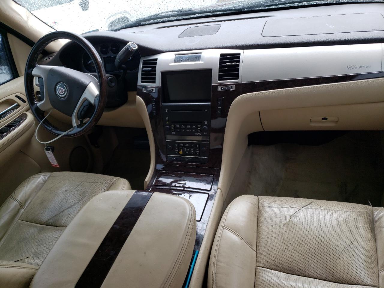 1GYFK63818R130671 2008 Cadillac Escalade Luxury