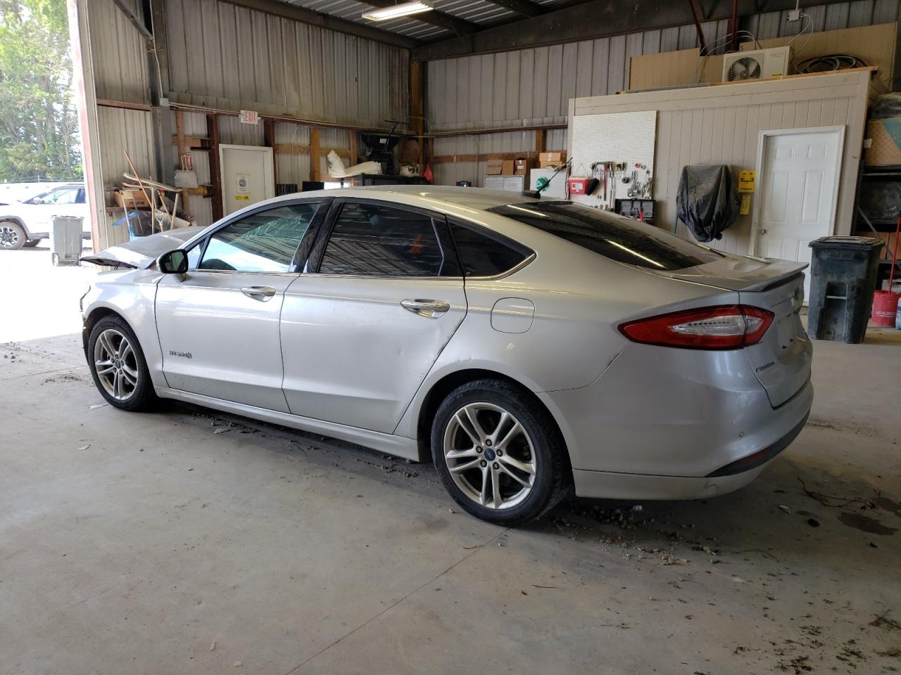 3FA6P0LU8GR329419 2016 FORD FUSION - Image 2