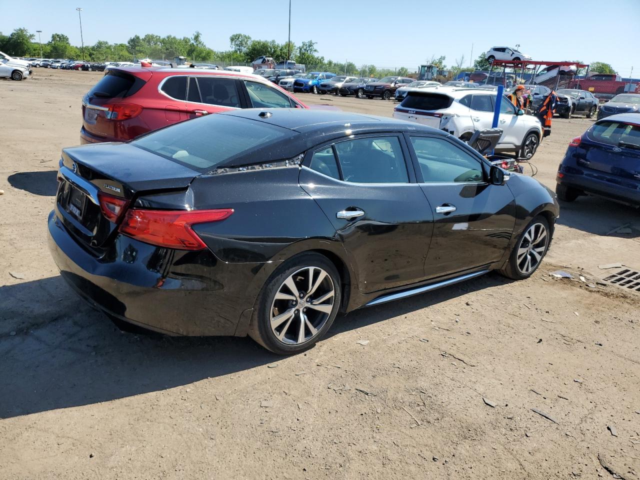 2017 Nissan Maxima - Image 3