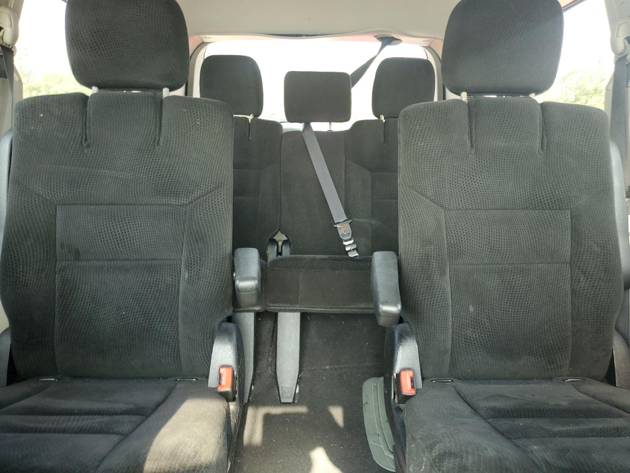 2016 Dodge Grand Caravan Se VIN: 2C4RDGBGXGR263305 Lot: 56301274