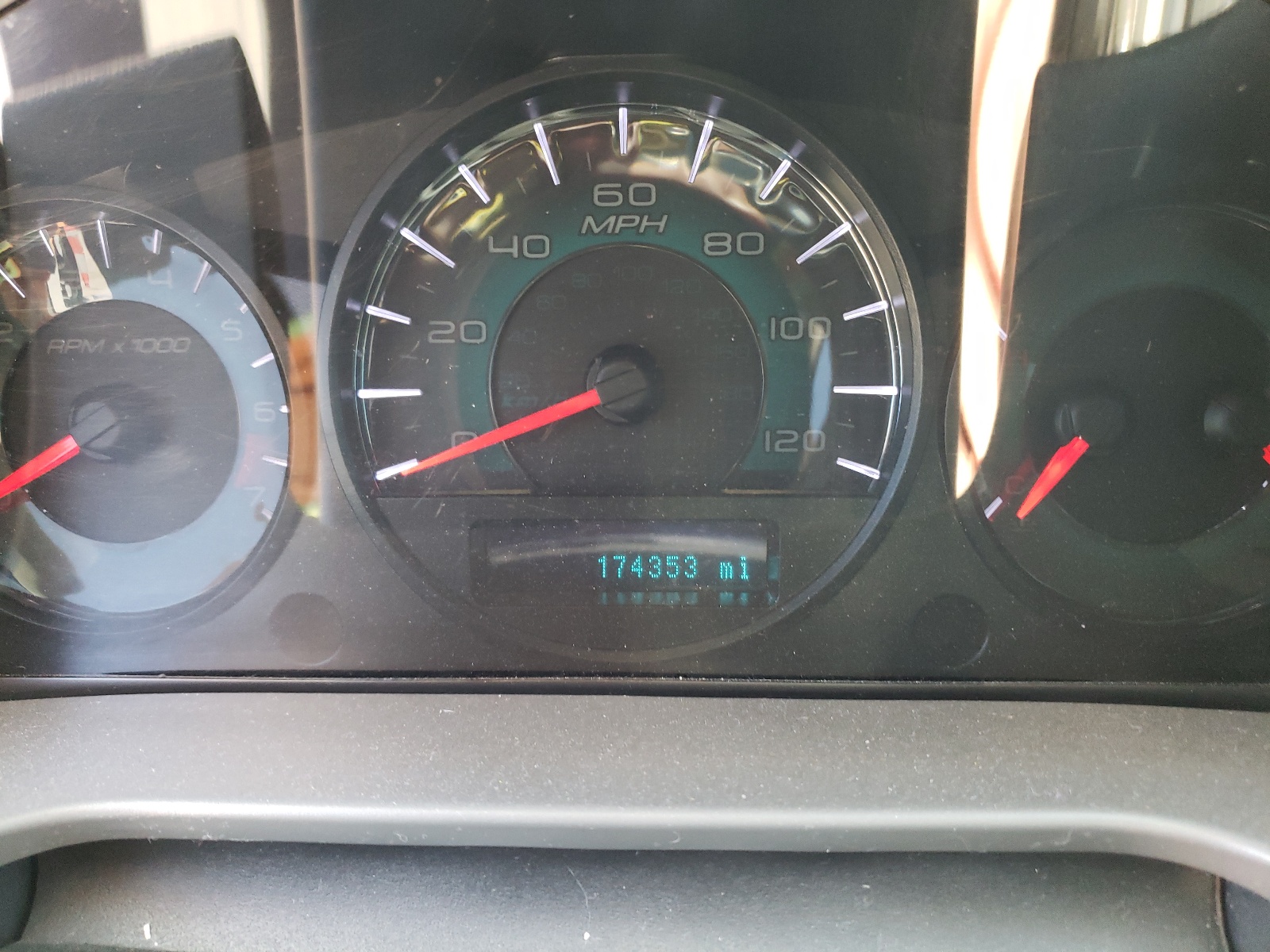 3FAHP0HA8CR213462 2012 Ford Fusion Se