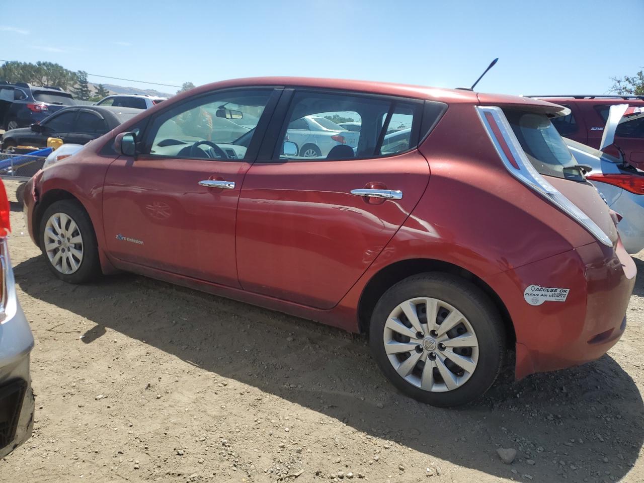2014 Nissan Leaf - Image 2