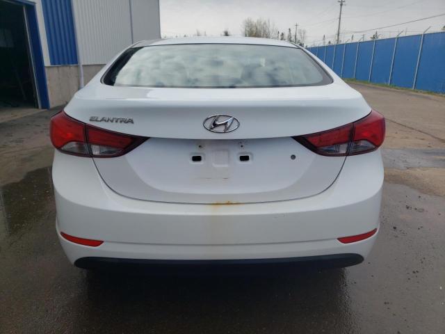 Седани HYUNDAI ELANTRA 2016 Білий