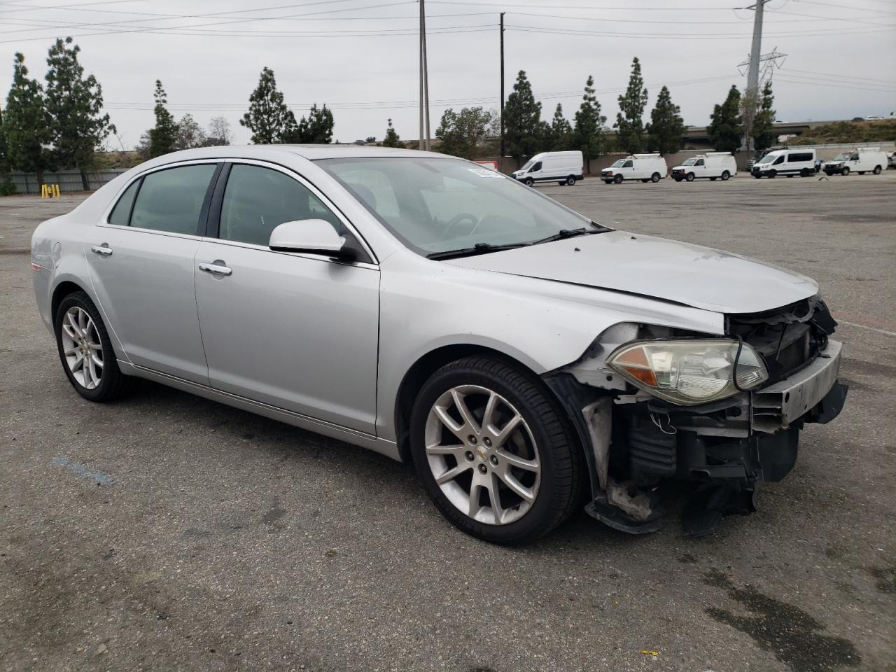 2011 Chevrolet Malibu - Image 4