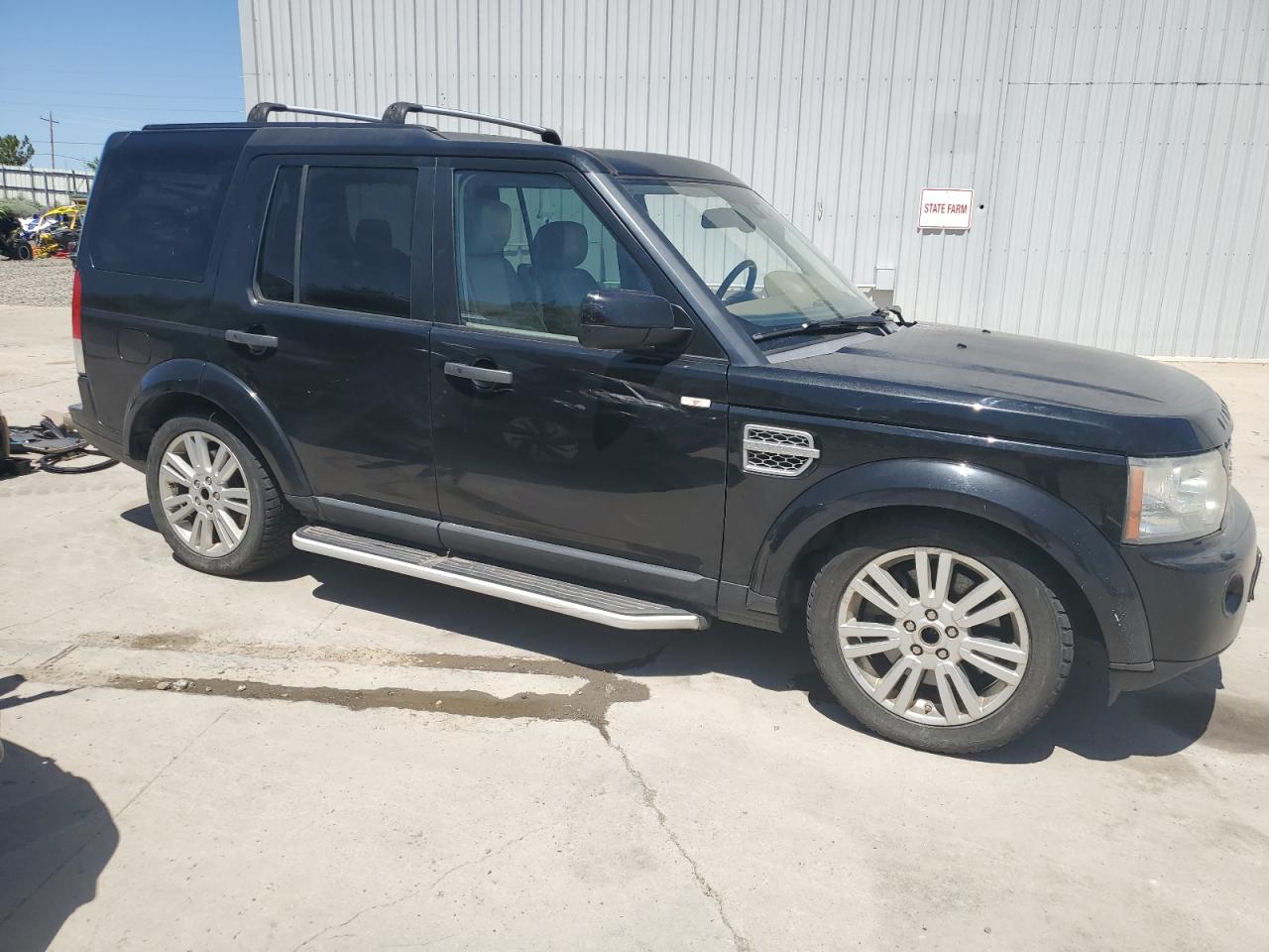 2010 Land Rover LR4 - Image 4