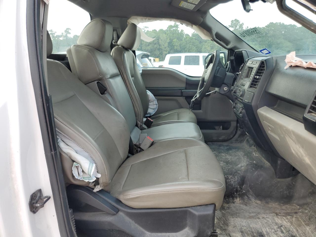 2017 Ford F150 VIN: 1FTNF1CG2HKC51900 Lot: 55600814