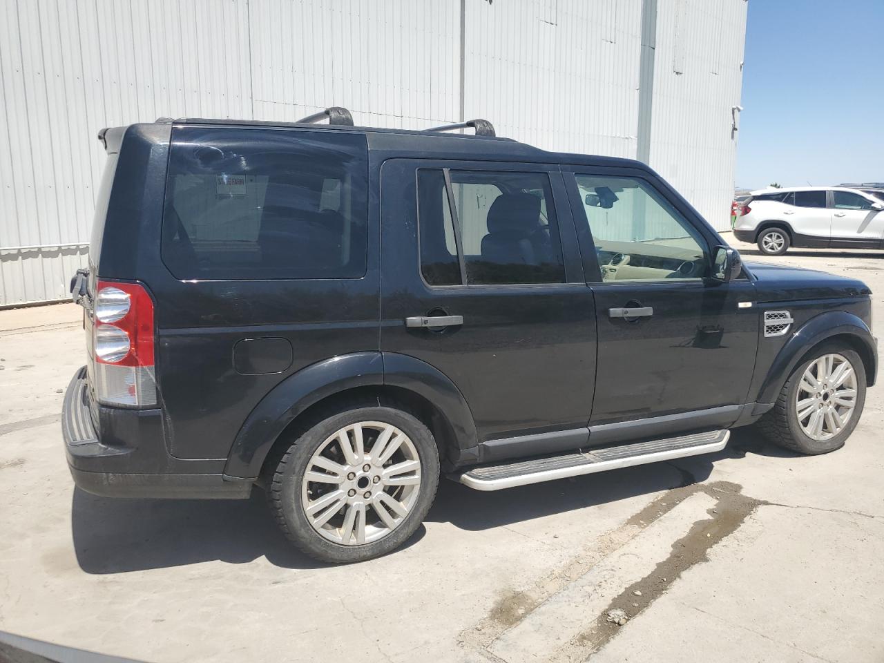 2010 Land Rover LR4 - Image 3