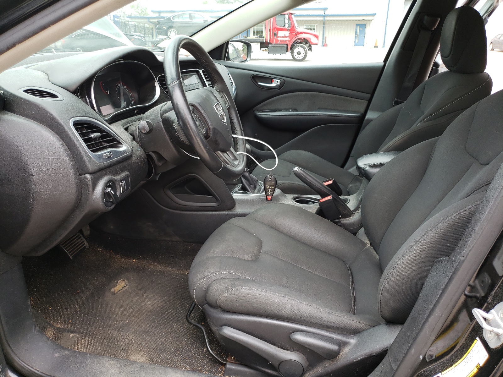 1C3CDFBA2DD176688 2013 Dodge Dart Sxt