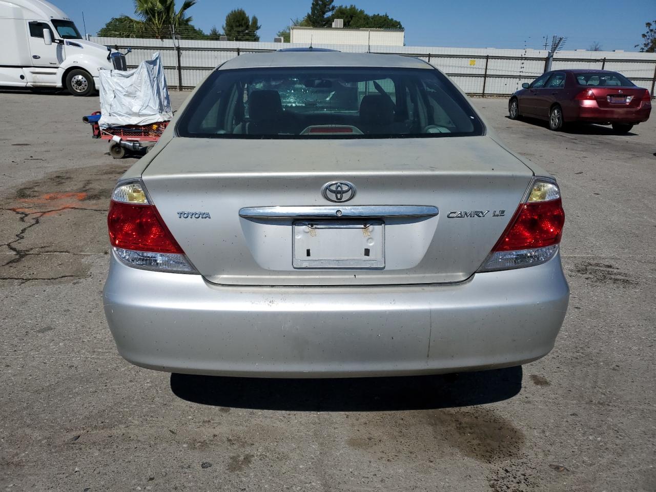 2005 Toyota Camry Le VIN: 4T1BE32K65U942138 Lot: 54143594