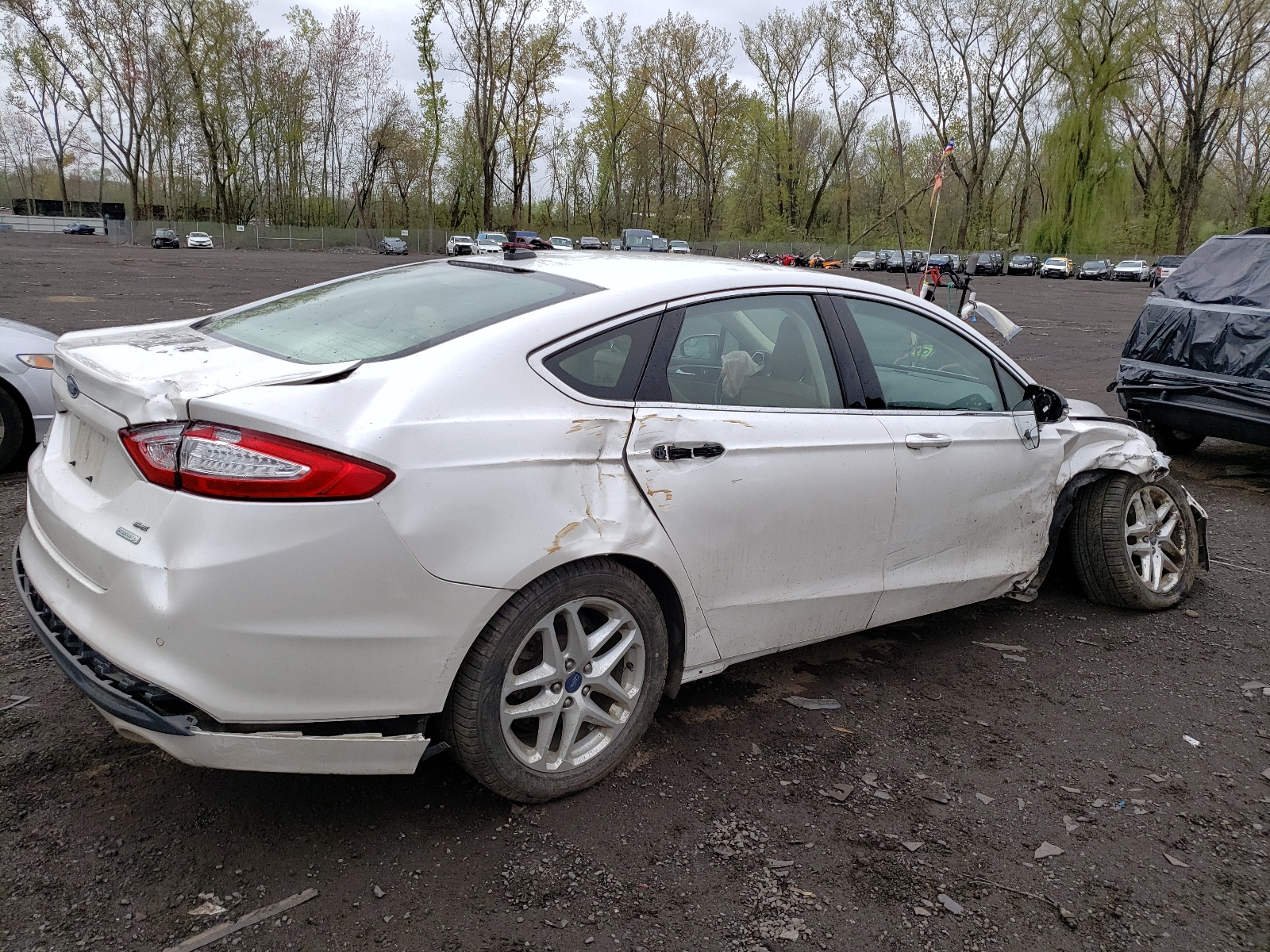 2014 Ford Fusion Se vin: 3FA6P0HD8ER100728