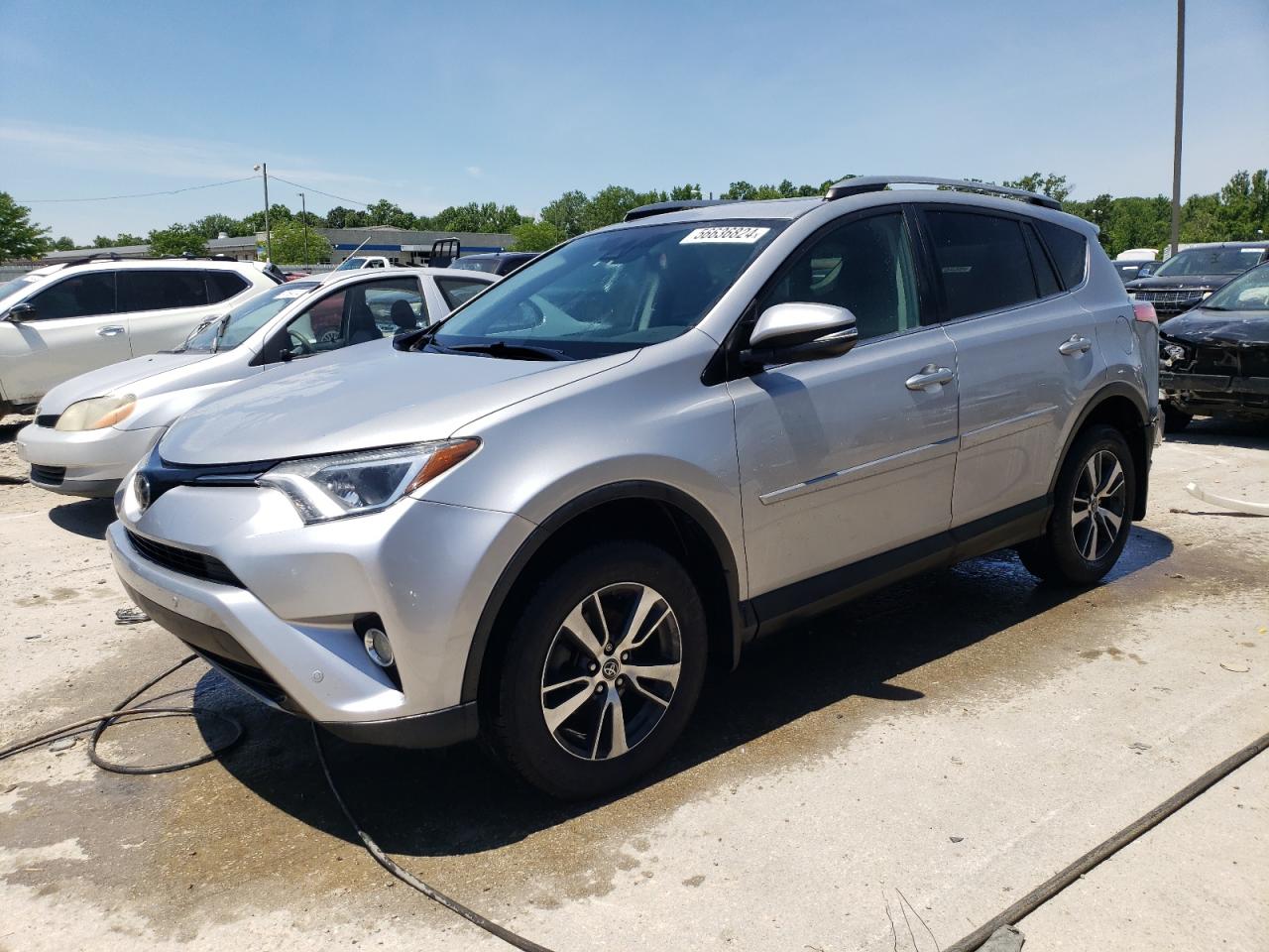 2T3RFREV7HW587917 2017 TOYOTA RAV 4 - Image 1