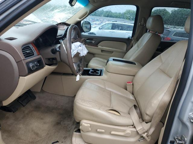  GMC YUKON 2014 Srebrny