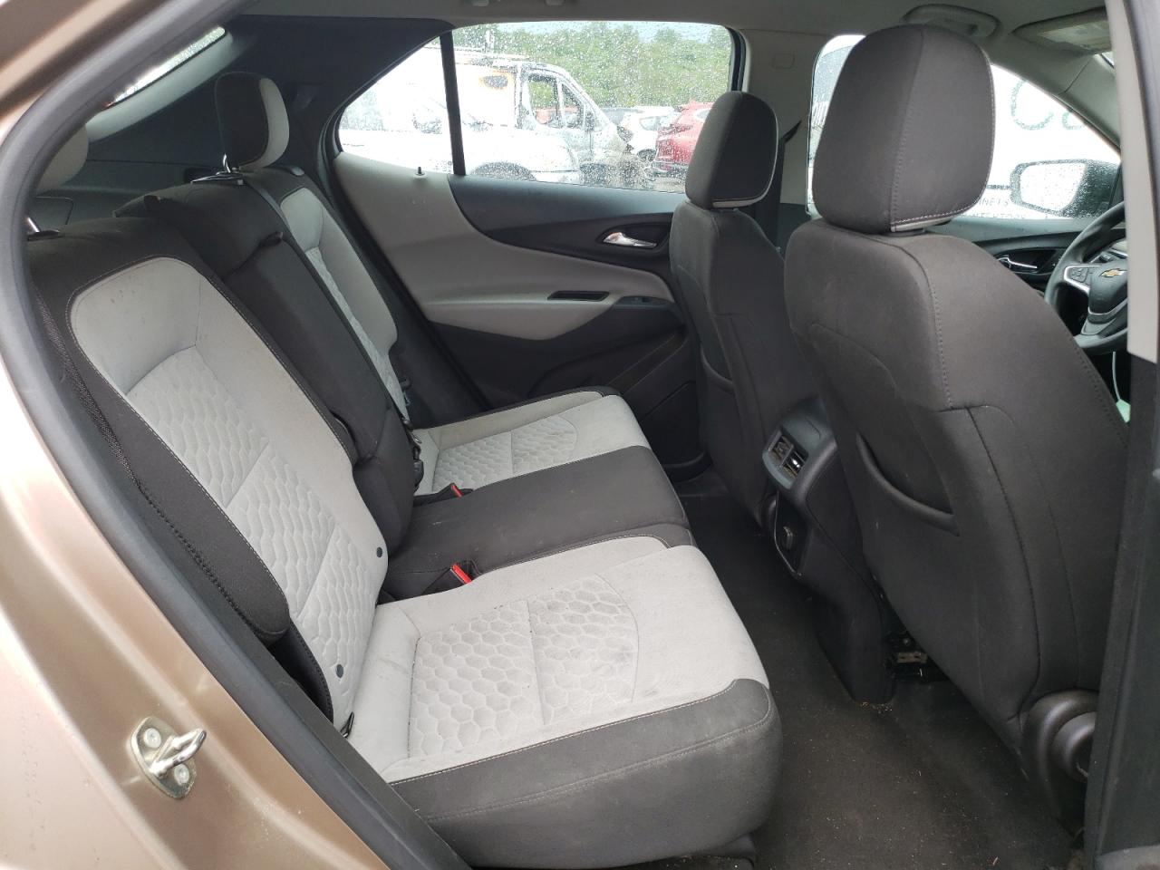 2018 Chevrolet Equinox Ls VIN: 2GNAXHEV5J6213562 Lot: 54623174