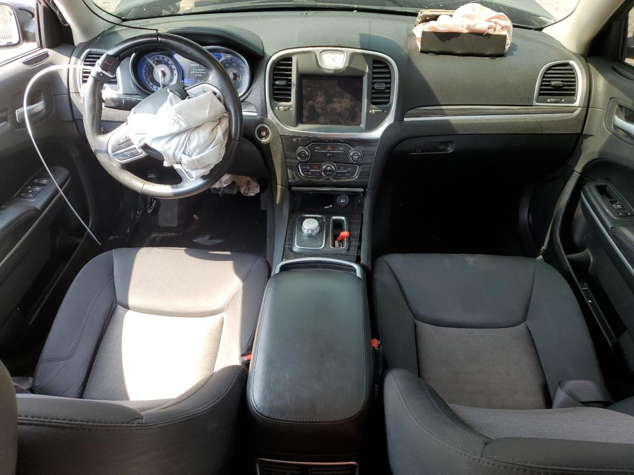 2020 Chrysler 300 Touring VIN: 2C3CCAAG5LH242048 Lot: 54819544