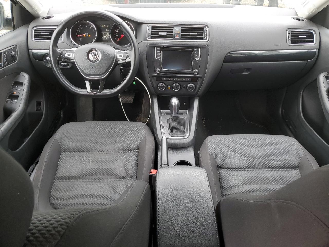 2016 Volkswagen Jetta Comfortline VIN: 3VWD07AJ5GM413795 Lot: 55600944