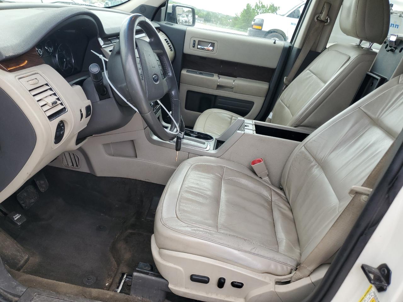 2010 Ford Flex - Image 7