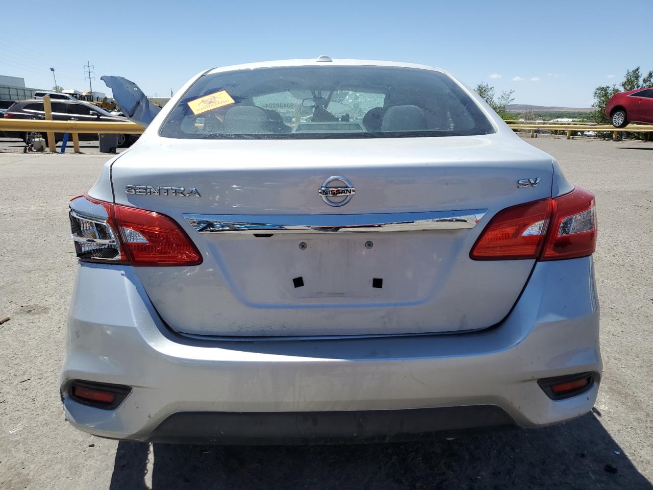 3N1AB7AP0JL647587 2018 Nissan Sentra S