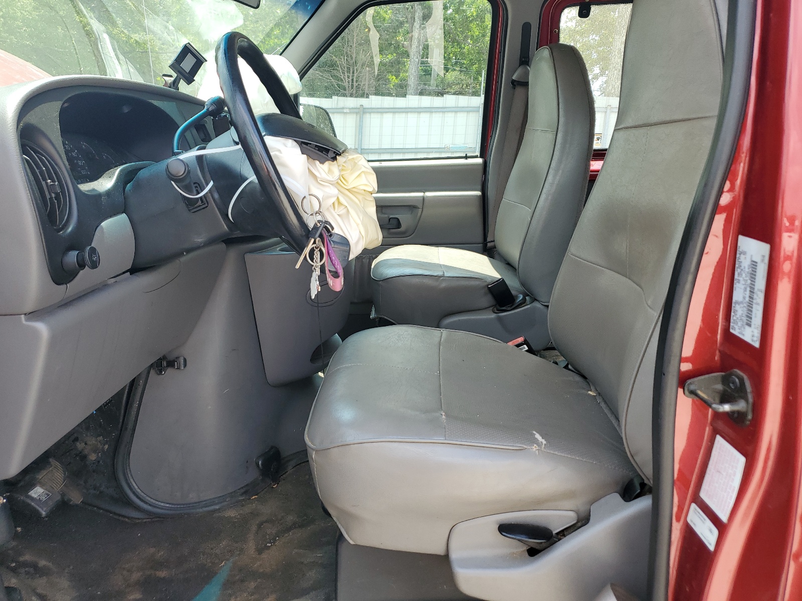 1FBSS31L4WHA92290 1998 Ford Econoline E350 Super Duty