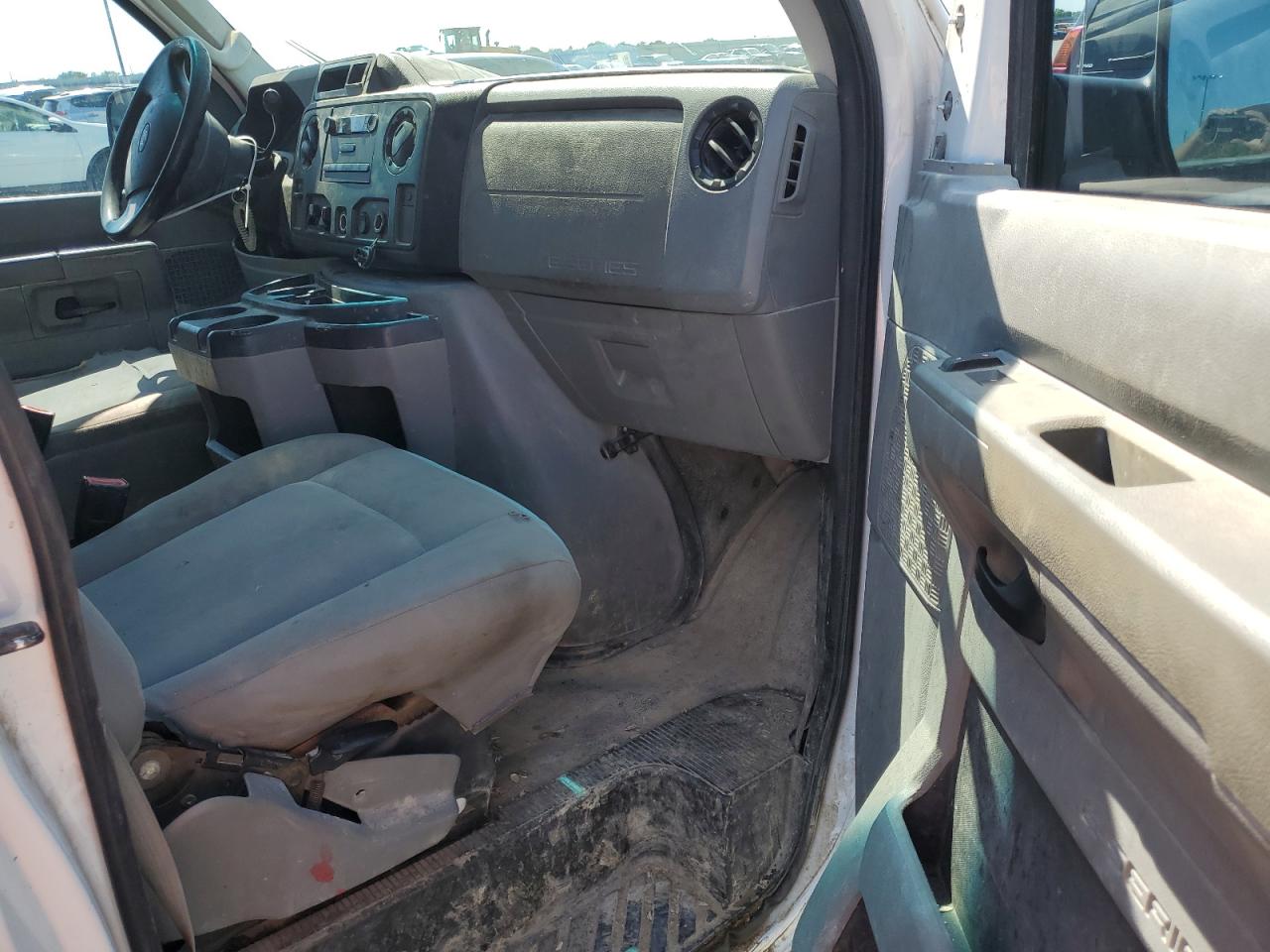 2010 Ford Econoline E150 Wagon VIN: 1FMNE1BL8ADA18871 Lot: 51496364