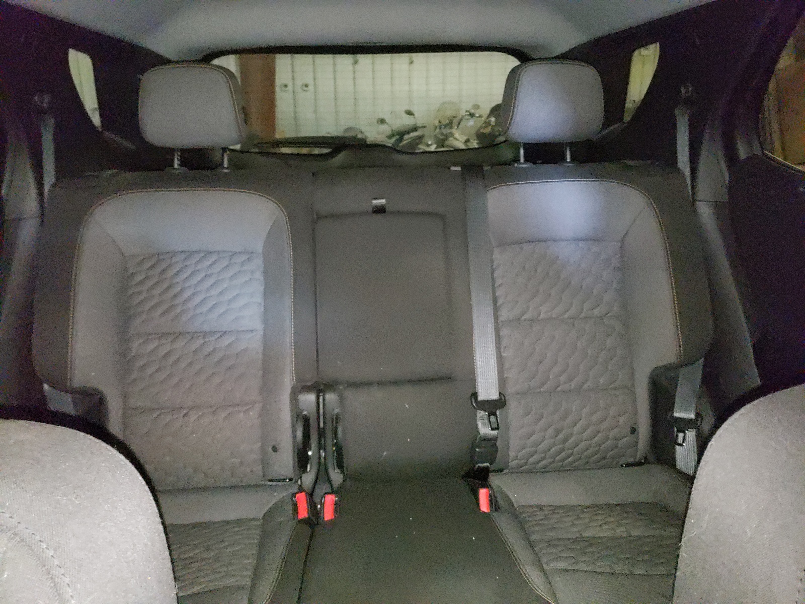 2GNAXTEX7J6252173 2018 Chevrolet Equinox Lt