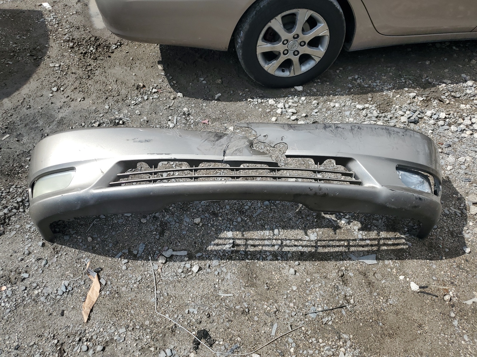 4T1BE32KX5U980701 2005 Toyota Camry Le