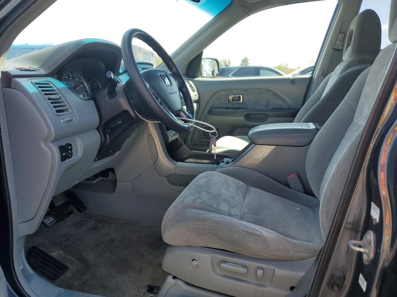 2004 Honda Pilot - Image 7