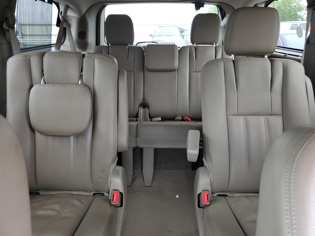 2016 Chrysler Town & Country Touring L VIN: 2C4RC1CG3GR167403 Lot: 55354884