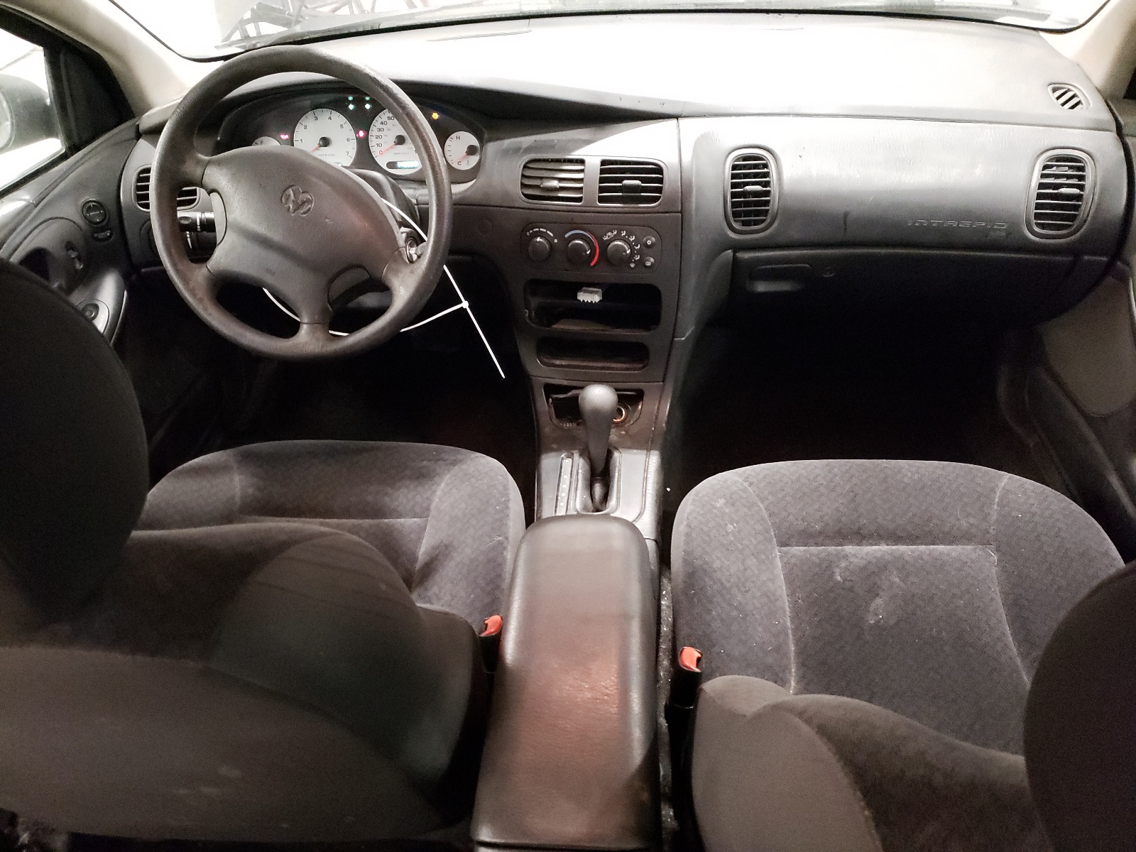 2B3HD46R74H696962 2004 Dodge Intrepid Se